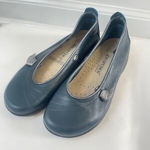 Arcopedico Women’s Ballet Slip On Navy Leather Size 39 Comfort Shoes